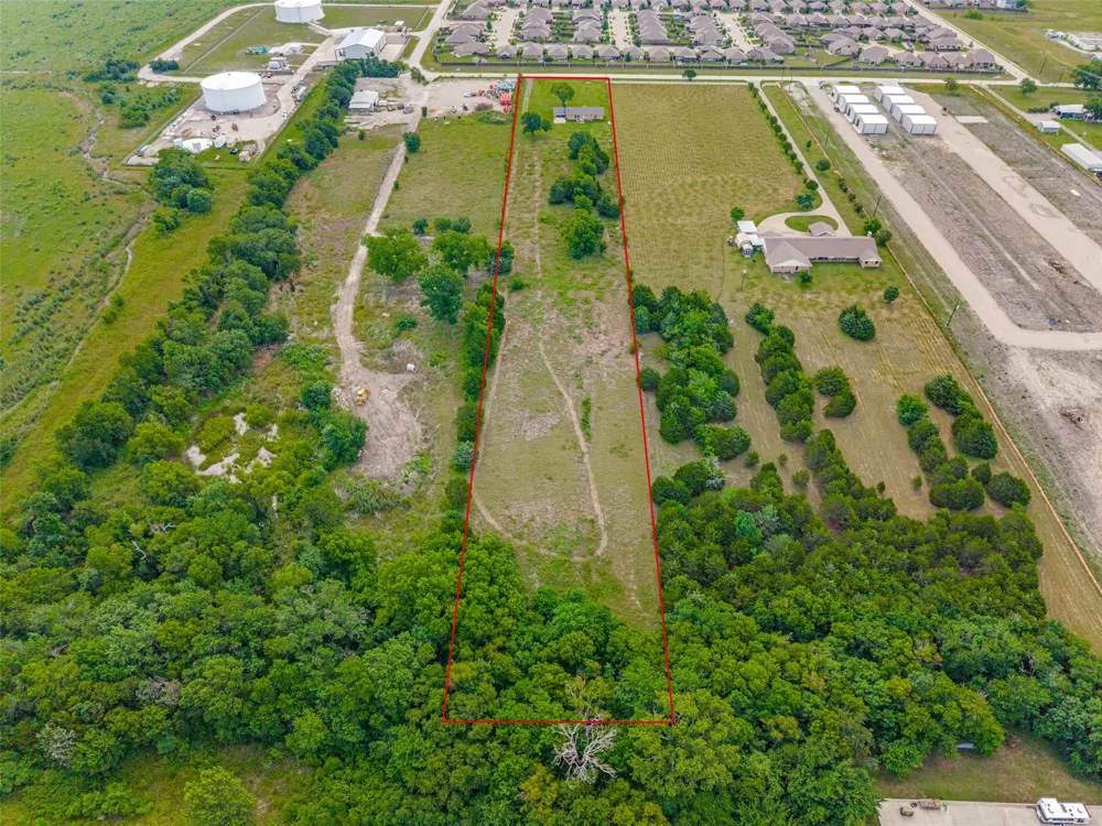 10338 County Road 484 Lavon, TX 75166