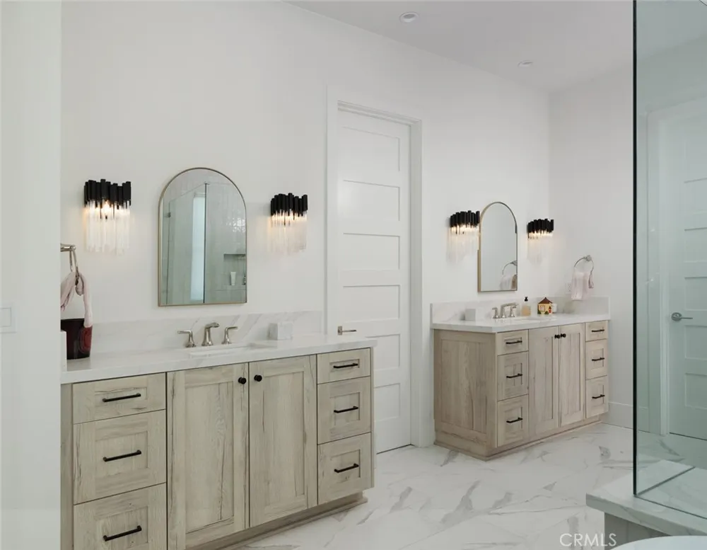 1423 Mariners Newport Beach, CA 92660