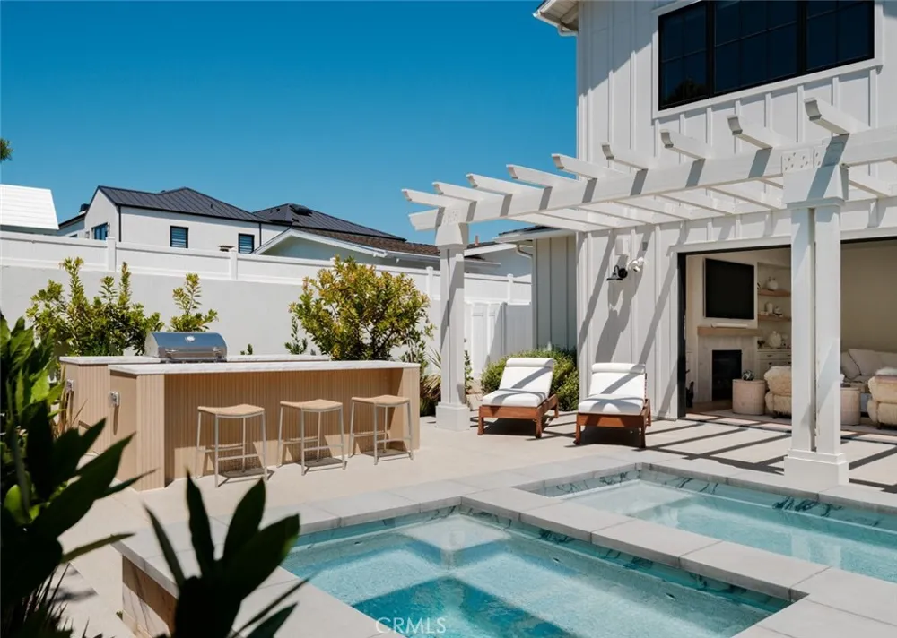 1423 Mariners Newport Beach, CA 92660