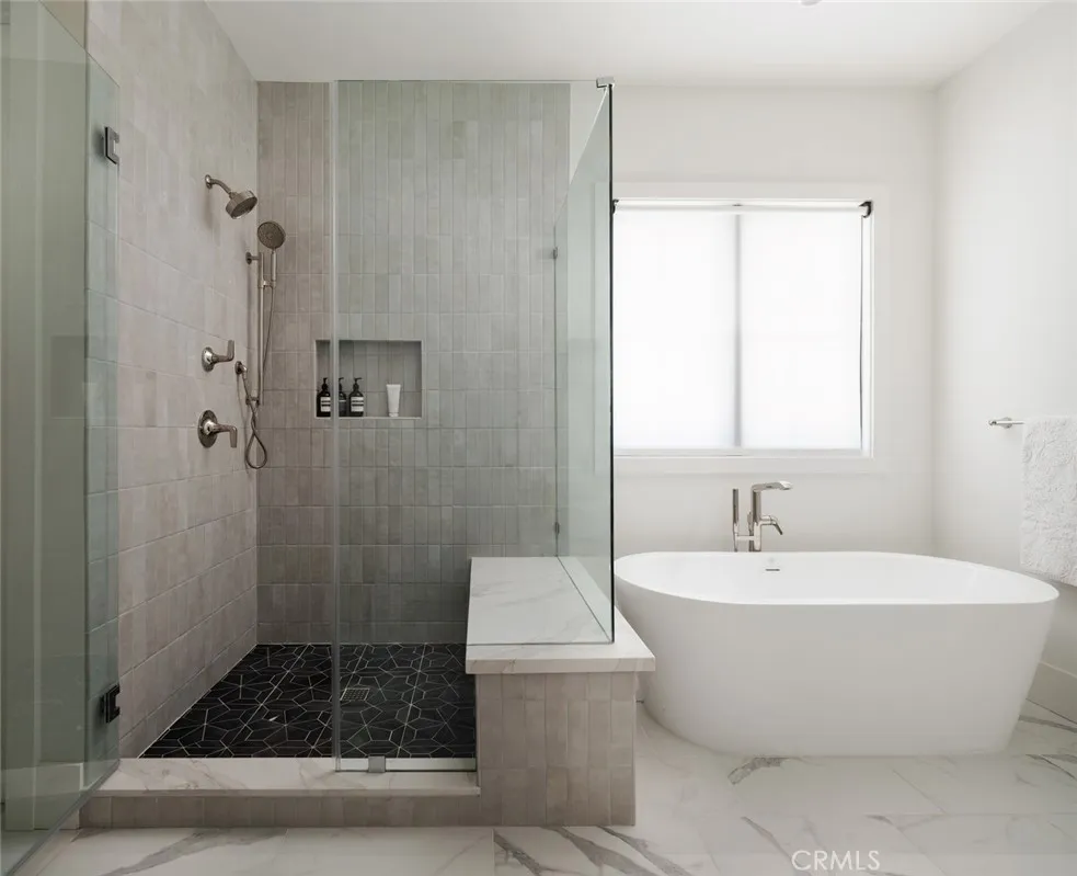 1423 Mariners Newport Beach, CA 92660