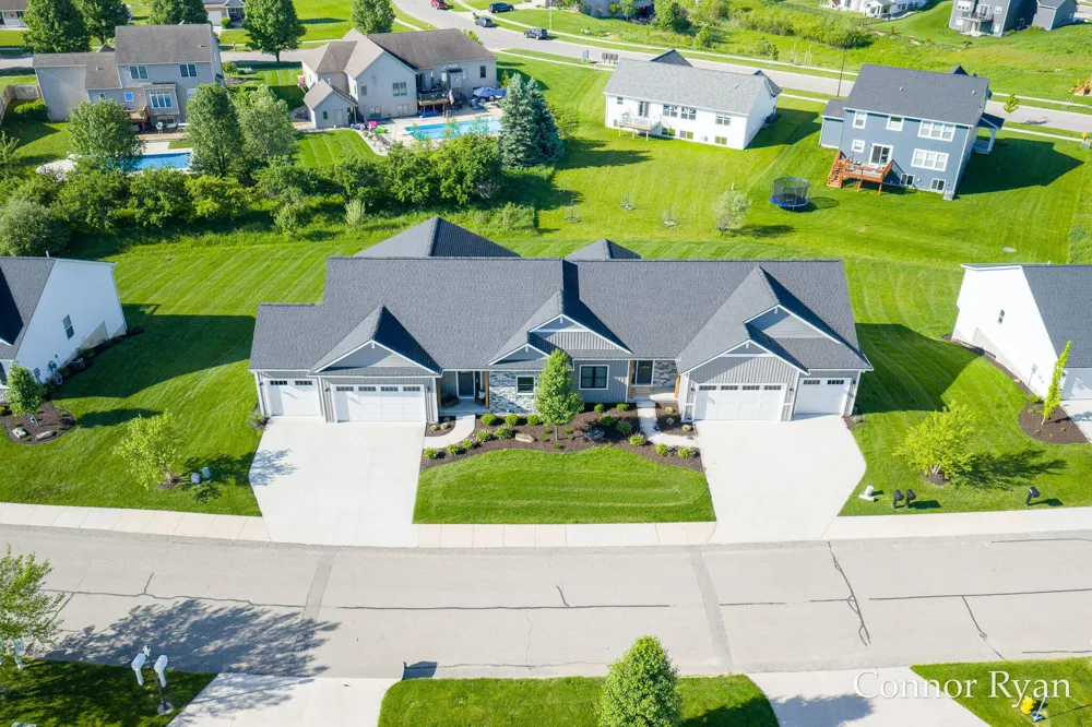 3758 Jason Ridge Lane SW Walker City, MI 49534
