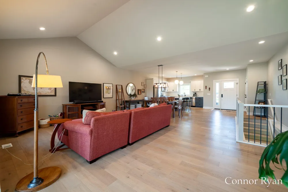 3758 Jason Ridge Lane SW Walker City, MI 49534