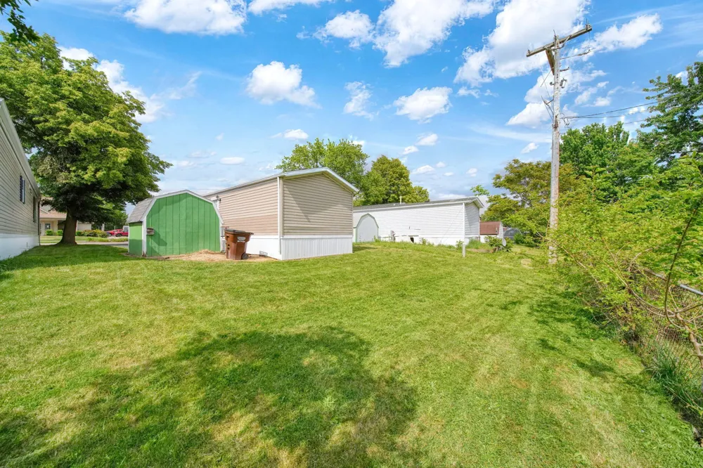 80 Sterling Adrian City, MI 49221