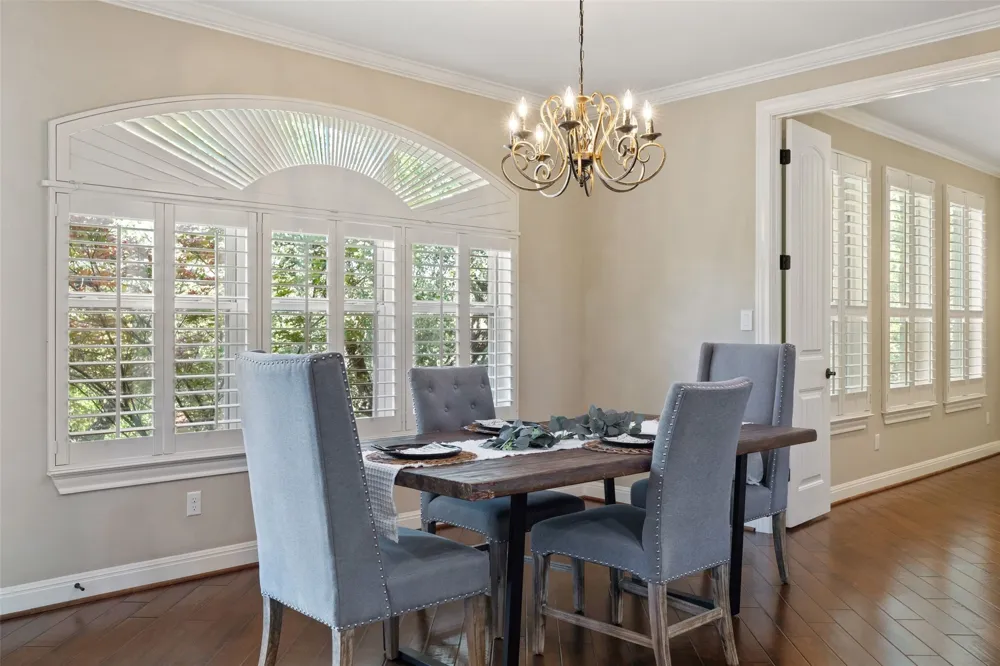 407 Bella Montagna Circle Austin, TX 78734