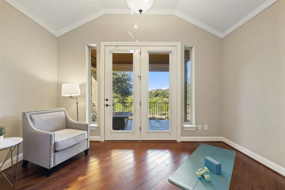 407 Bella Montagna Circle Austin, TX 78734