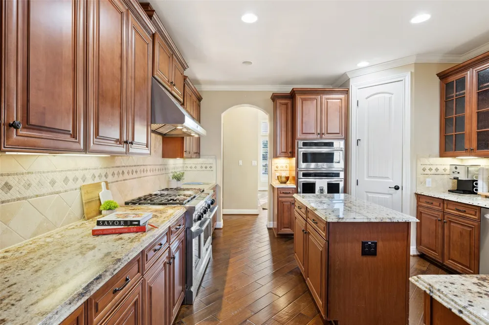 407 Bella Montagna Circle Austin, TX 78734