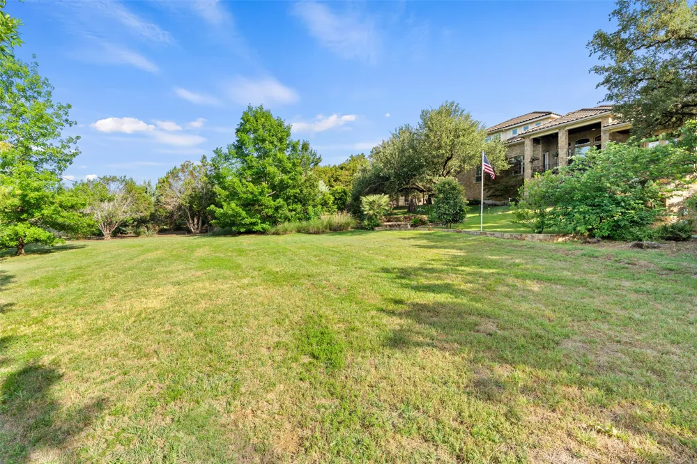 407 Bella Montagna Circle Austin, TX 78734