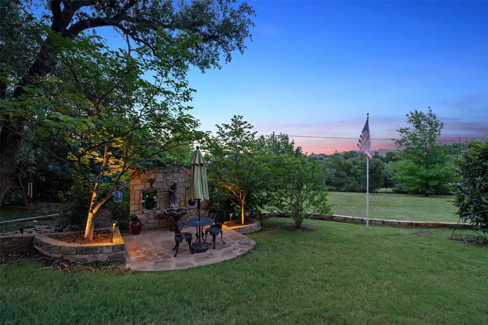 407 Bella Montagna Circle Austin, TX 78734