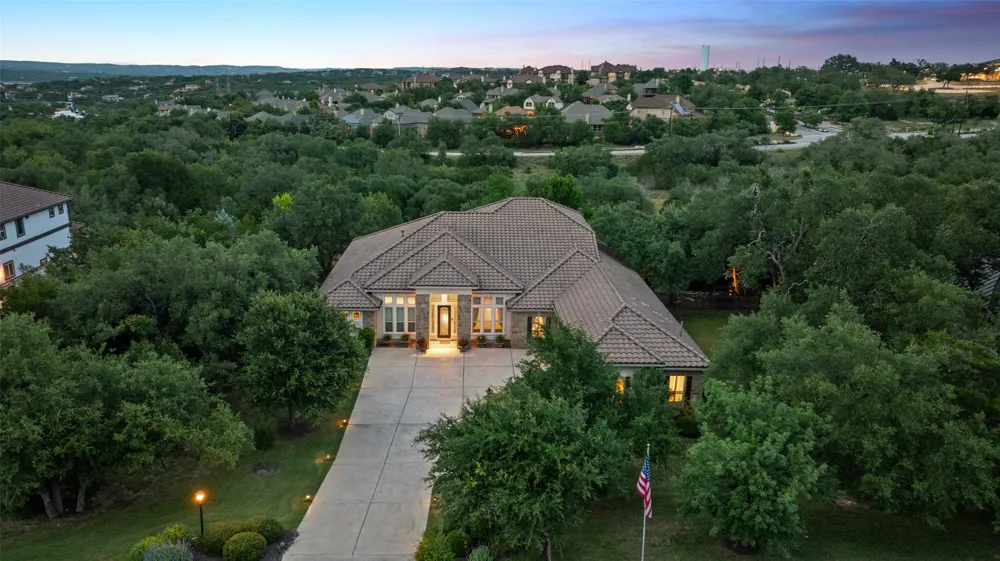 407 Bella Montagna Circle Austin, TX 78734