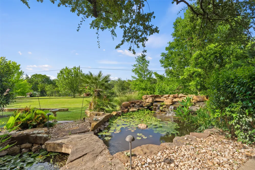 407 Bella Montagna Circle Austin, TX 78734