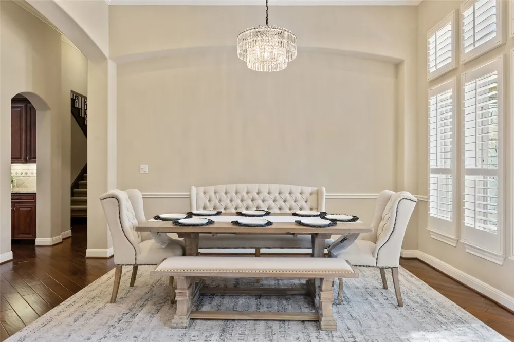 407 Bella Montagna Circle Austin, TX 78734