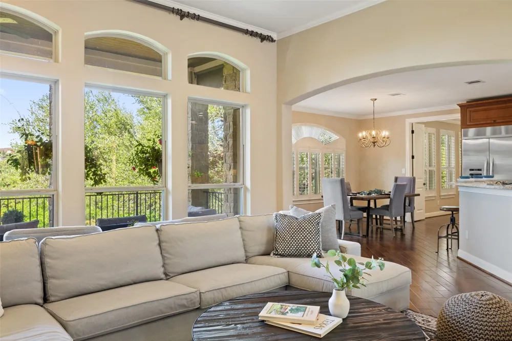 407 Bella Montagna Circle Austin, TX 78734