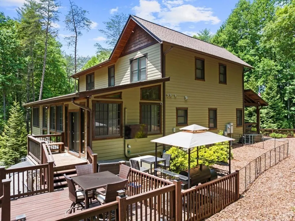 91 River Road Cherry Log, GA 30522