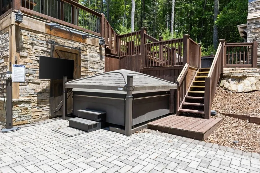 91 River Road Cherry Log, GA 30522