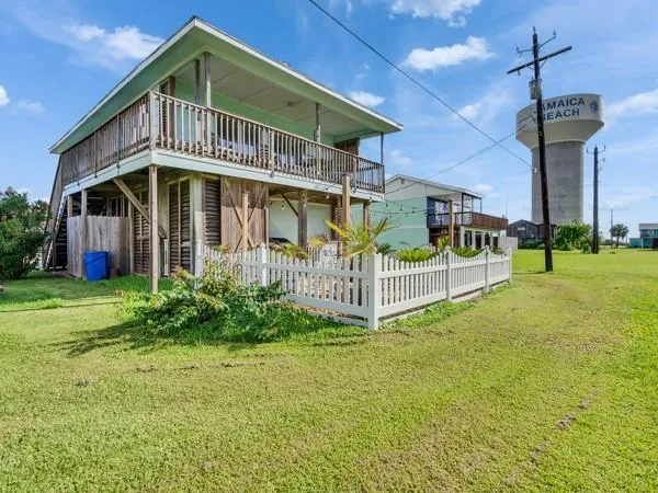 16531 Lewis Scott Road Jamaica Beach, TX 77554
