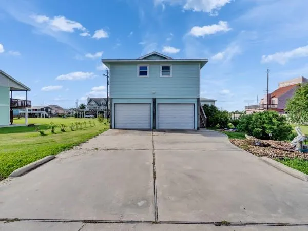 16531 Lewis Scott Road Jamaica Beach, TX 77554