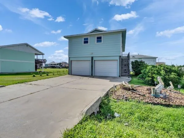 16531 Lewis Scott Road Jamaica Beach, TX 77554
