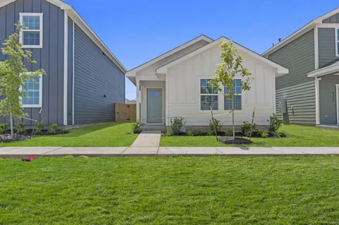 320 Nizao Lane