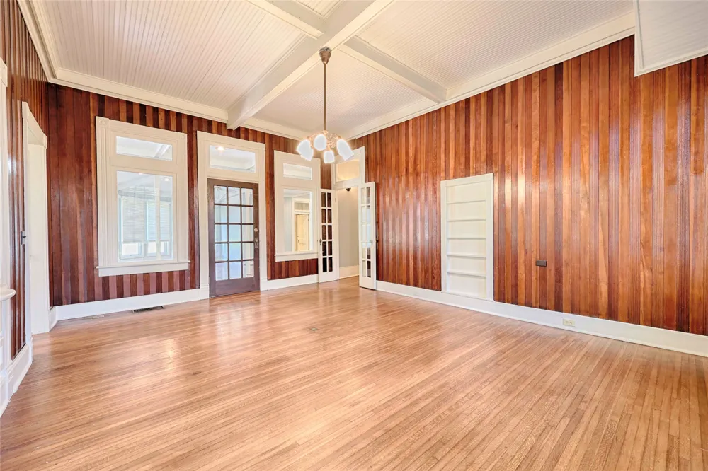 350 Madison Street La Grange, TX 78945