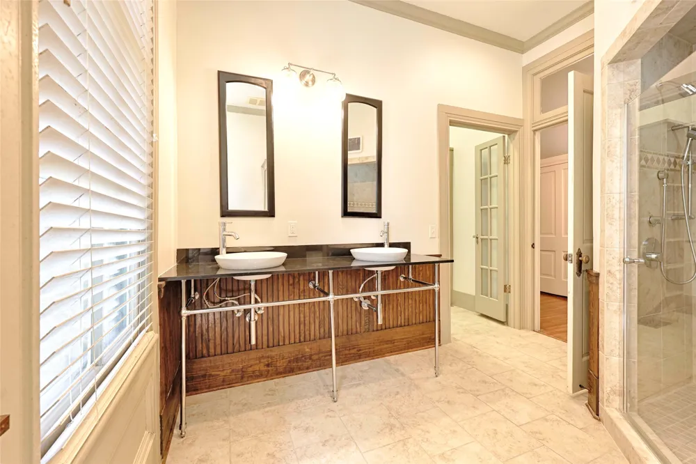 350 Madison Street La Grange, TX 78945