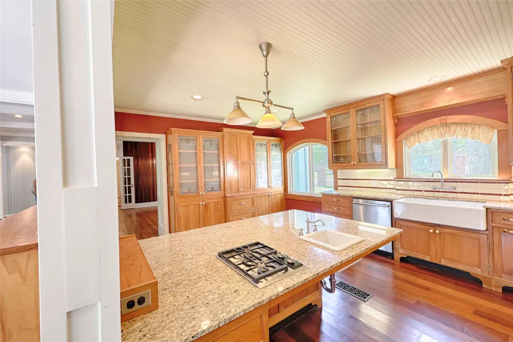 350 Madison Street La Grange, TX 78945