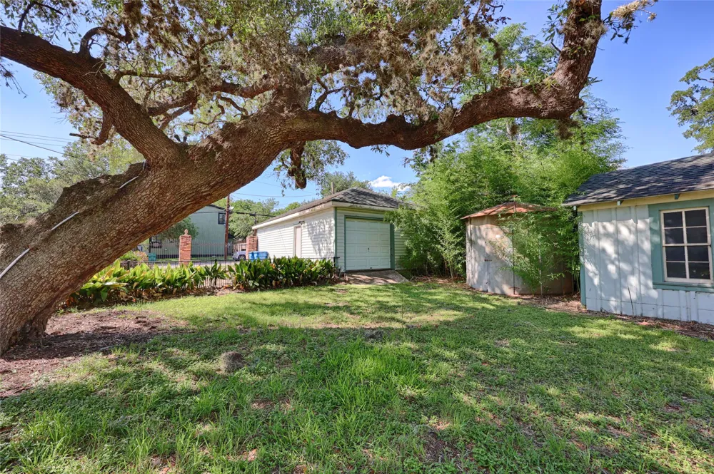 350 Madison Street La Grange, TX 78945