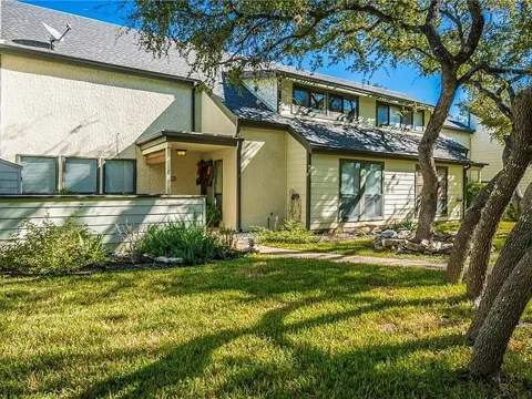 17 Casa Verde Street #17