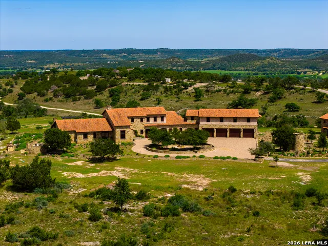 250 HIDDEN HILLS RANCH Camp Verde, TX 78010