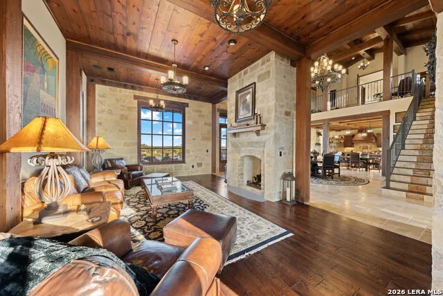 250 HIDDEN HILLS RANCH Camp Verde, TX 78010