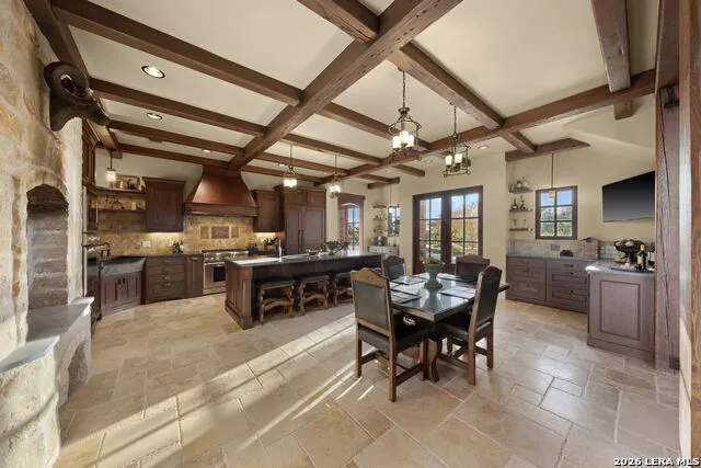 250 HIDDEN HILLS RANCH Camp Verde, TX 78010