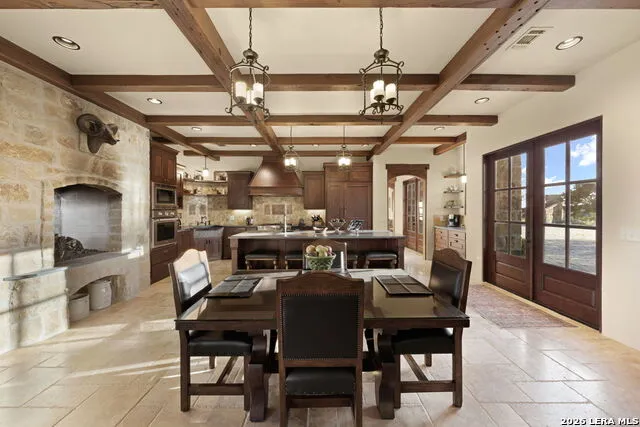 250 HIDDEN HILLS RANCH Camp Verde, TX 78010
