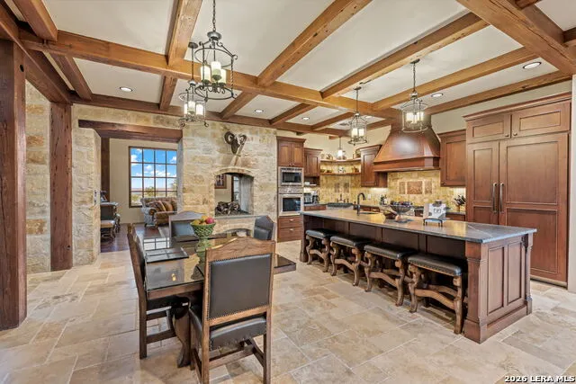 250 HIDDEN HILLS RANCH Camp Verde, TX 78010