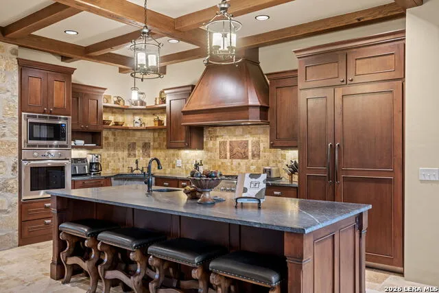 250 HIDDEN HILLS RANCH Camp Verde, TX 78010