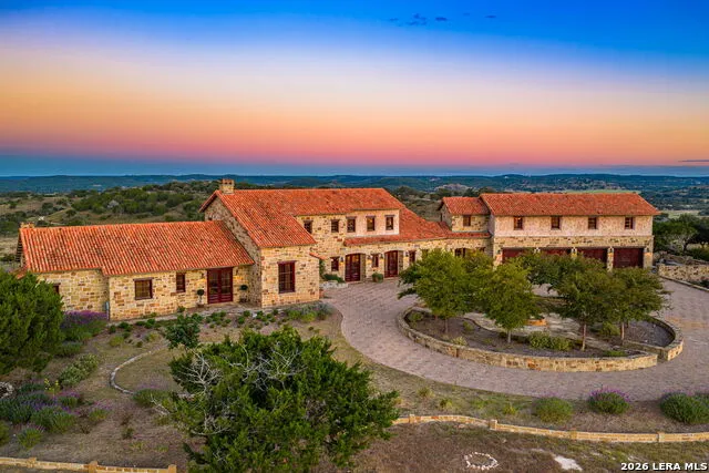 250 HIDDEN HILLS RANCH Camp Verde, TX 78010