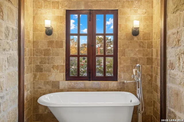 250 HIDDEN HILLS RANCH Camp Verde, TX 78010