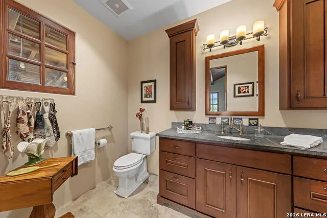 250 HIDDEN HILLS RANCH Camp Verde, TX 78010