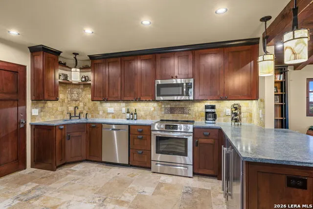 250 HIDDEN HILLS RANCH Camp Verde, TX 78010