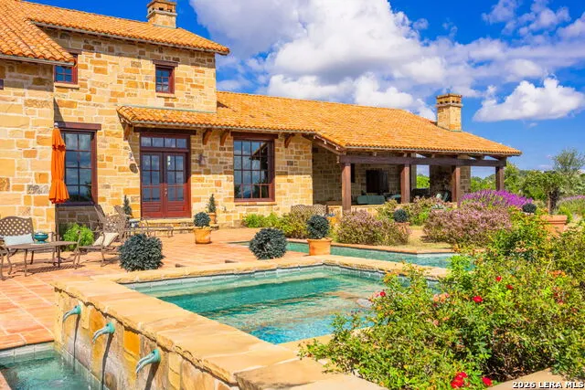 250 HIDDEN HILLS RANCH Camp Verde, TX 78010