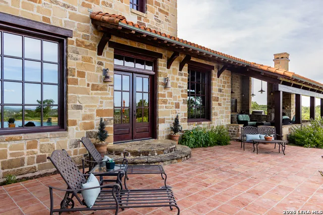 250 HIDDEN HILLS RANCH Camp Verde, TX 78010