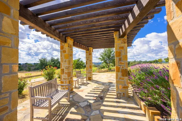 250 HIDDEN HILLS RANCH Camp Verde, TX 78010
