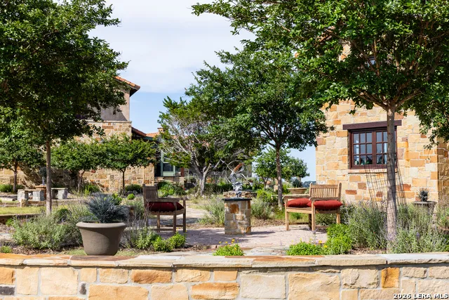 250 HIDDEN HILLS RANCH Camp Verde, TX 78010