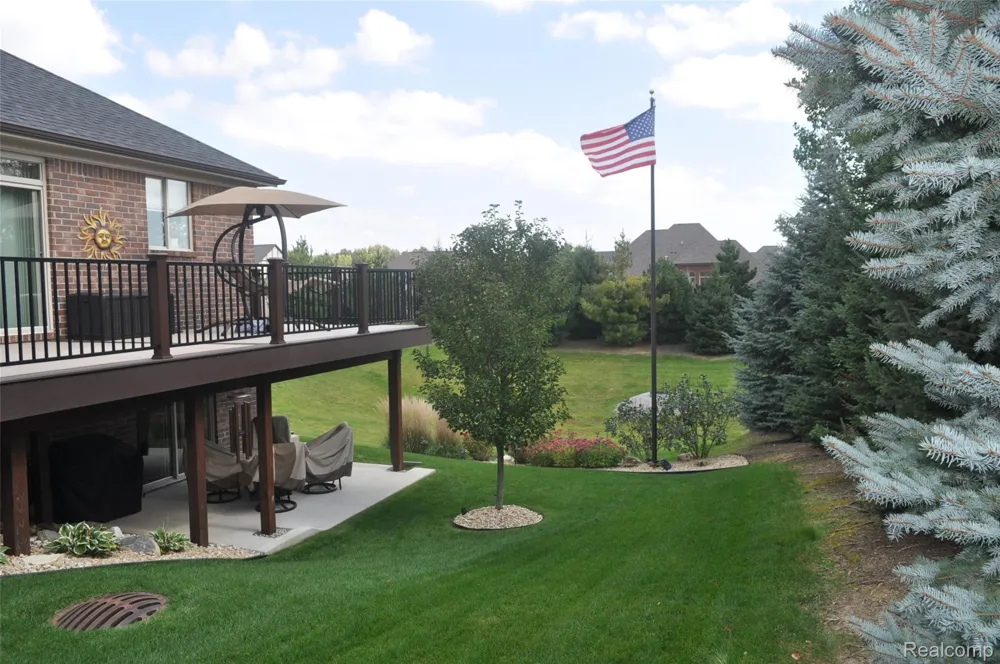 62735 Franklin Park Drive Washington Township, MI 48094