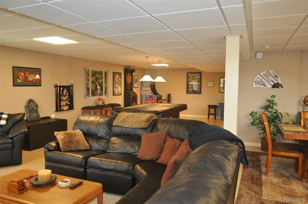 62735 Franklin Park Drive Washington Township, MI 48094