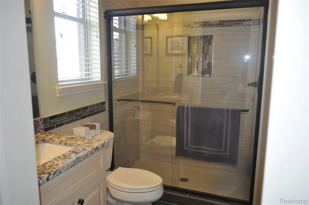 62735 Franklin Park Drive Washington Township, MI 48094