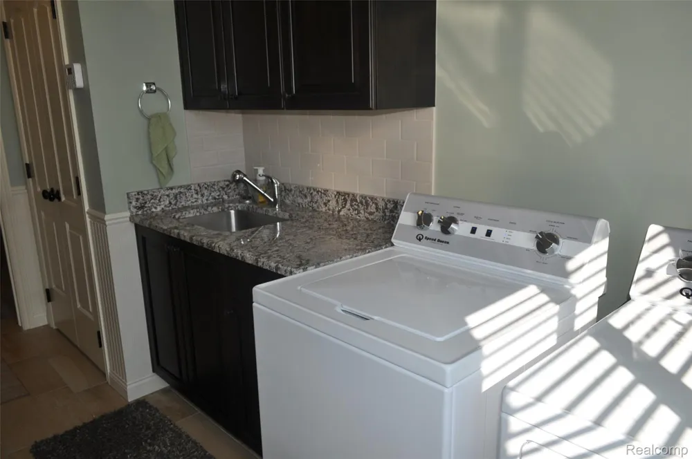 62735 Franklin Park Drive Washington Township, MI 48094