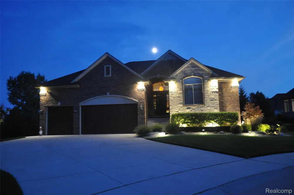 62735 Franklin Park Drive Washington Township, MI 48094