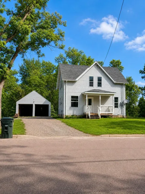 458 4th Street