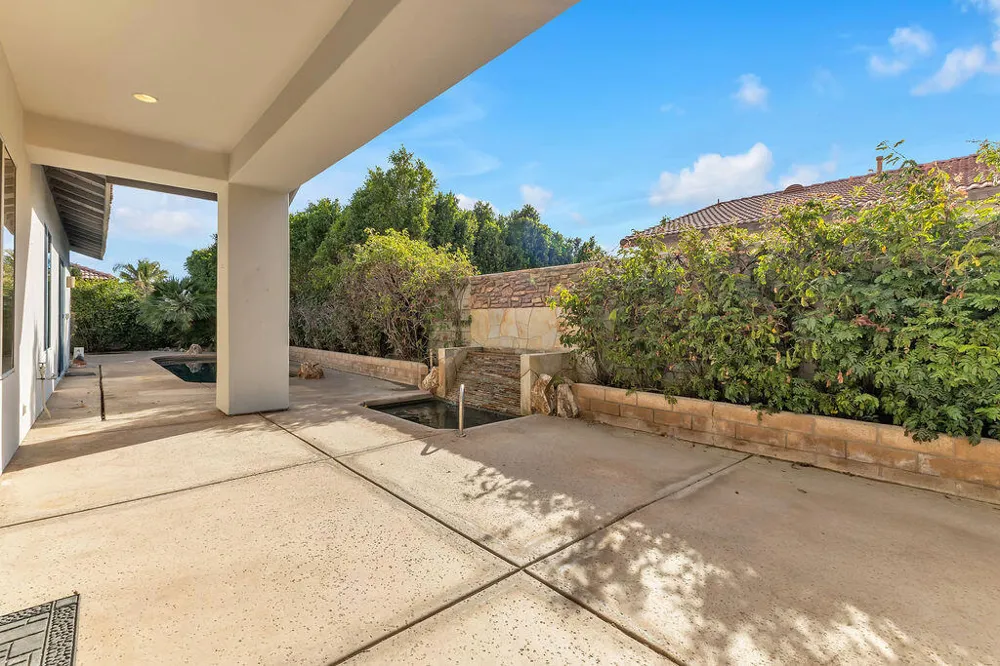 74613 Waterlily Circle Palm Desert, CA 92260