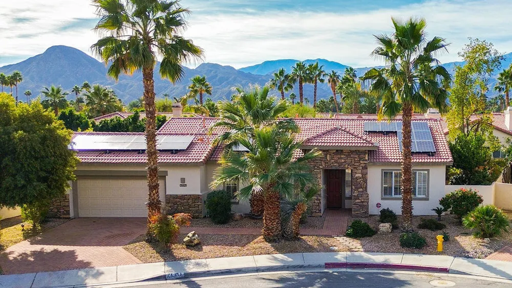 74613 Waterlily Circle Palm Desert, CA 92260