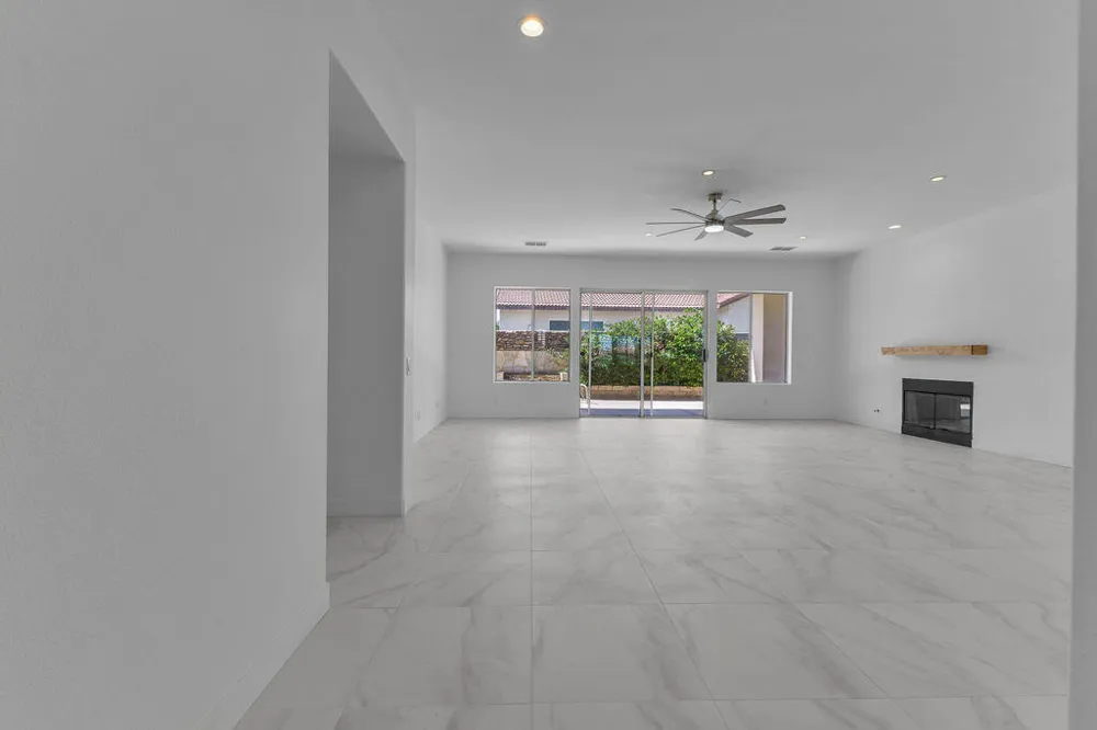 74613 Waterlily Circle Palm Desert, CA 92260